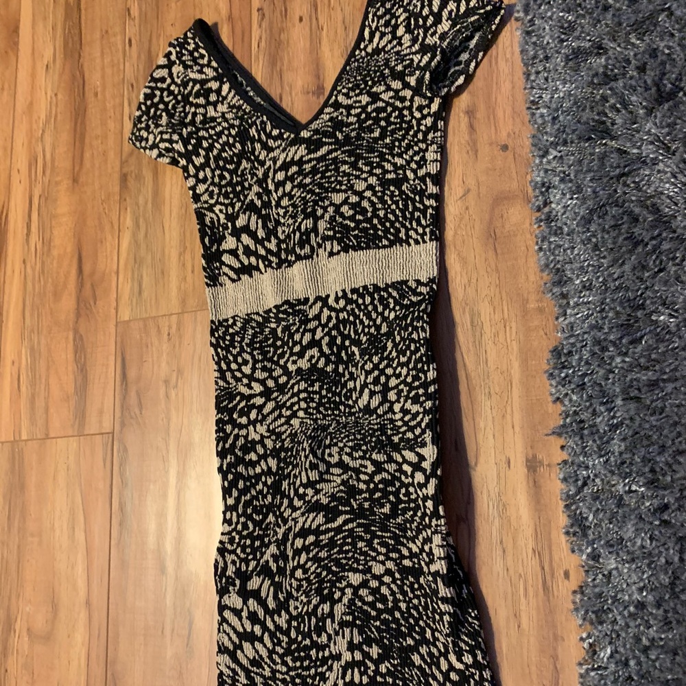Bebe dress